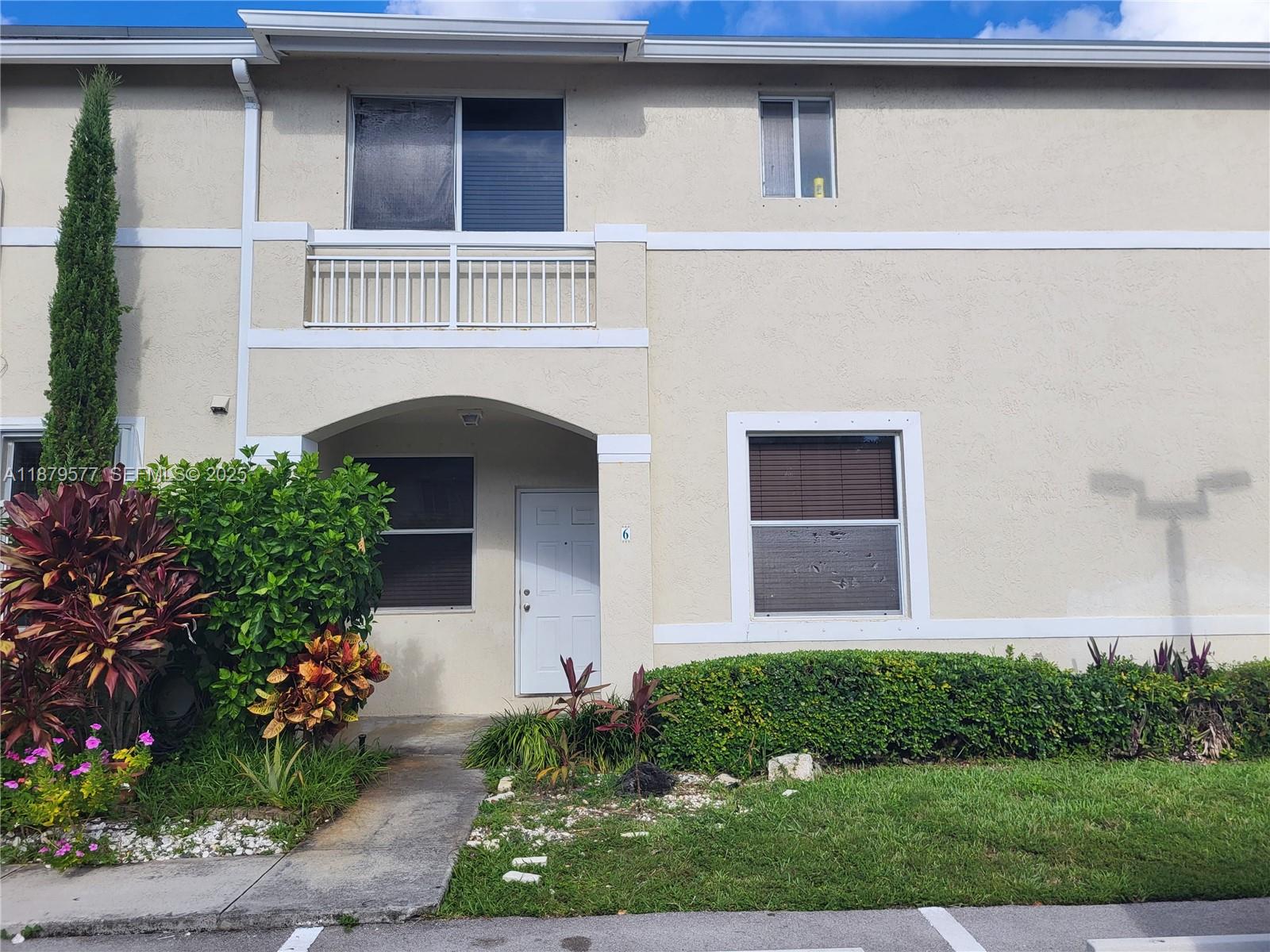 820 NE 212th Terrace 6, Miami, FL 33179, Miami