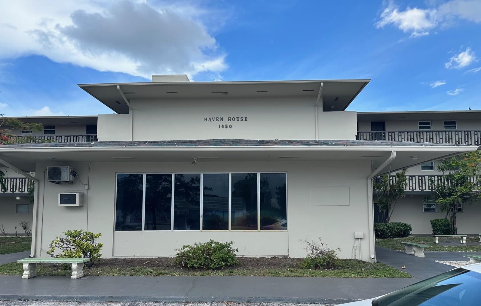 1450 E Sample Road 104, Pompano Beach, FL 33064