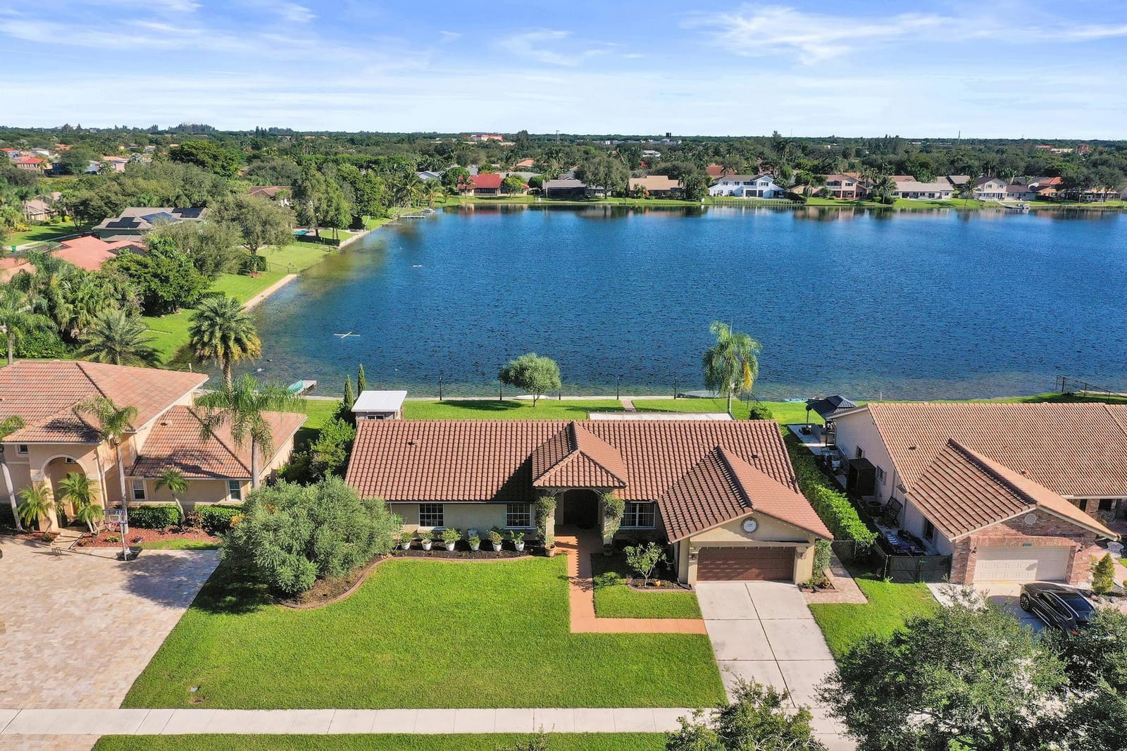 10425 SW 20th Street, Davie, FL 33324