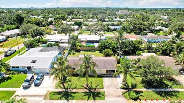 20 Willow Road, Tequesta, FL 33469