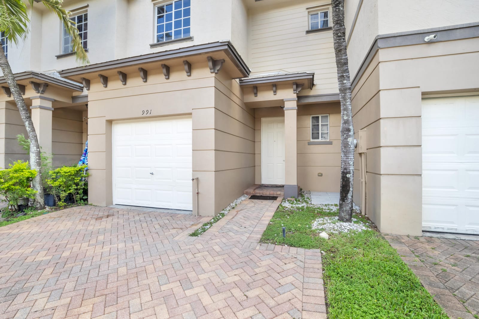 991 Abaco Lane, Riviera Beach, FL 33404 - photo 1 of 9