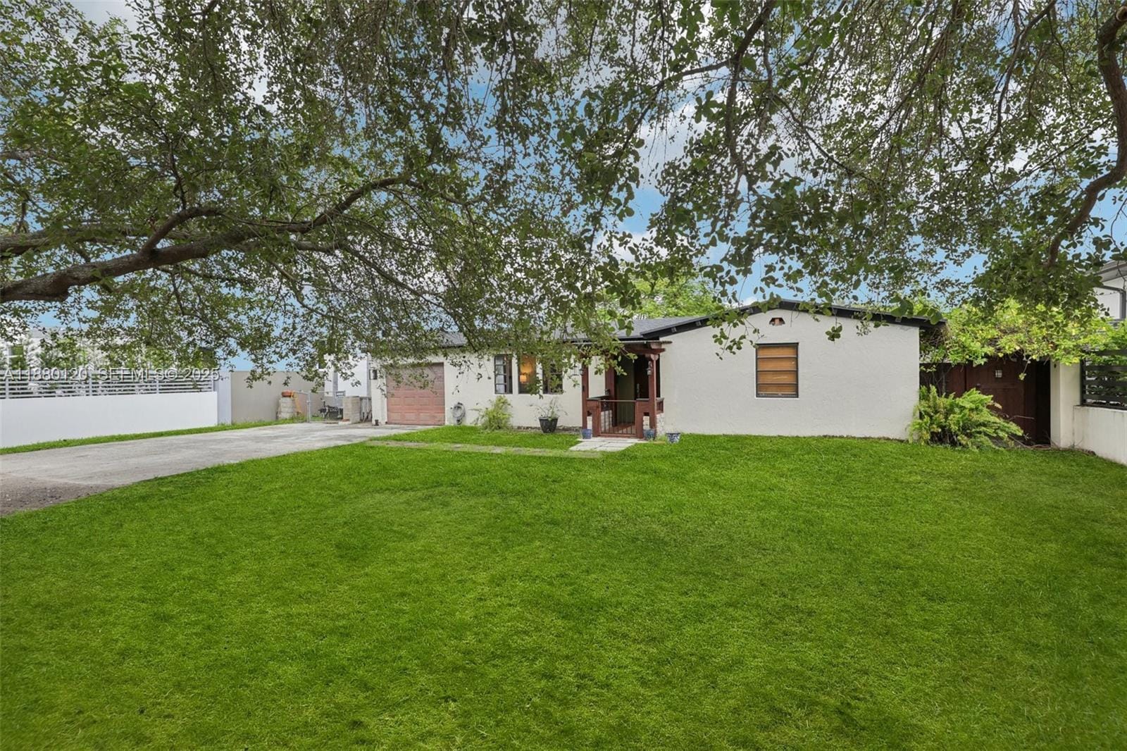 9881 NW 26th Street, Doral, FL 33172