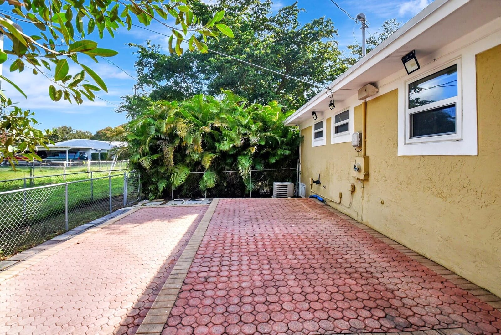 4679 Martha Louise Drive — photo 9