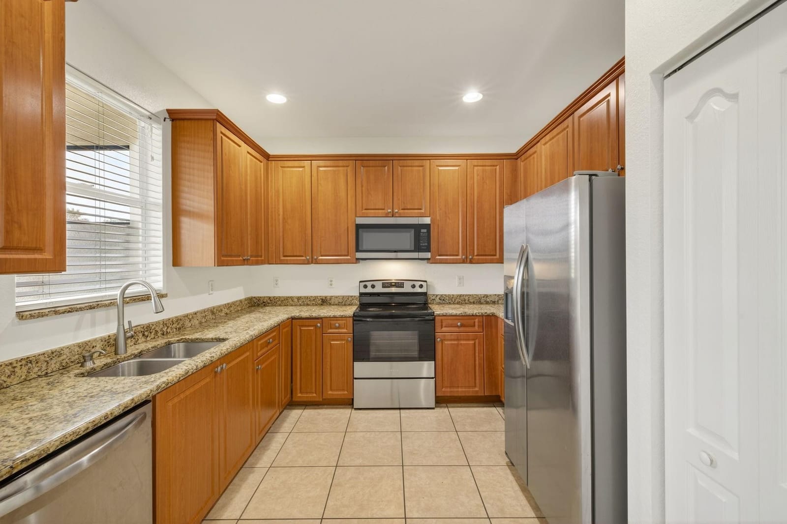 7029 Ambrosia Lane 606 — photo 5