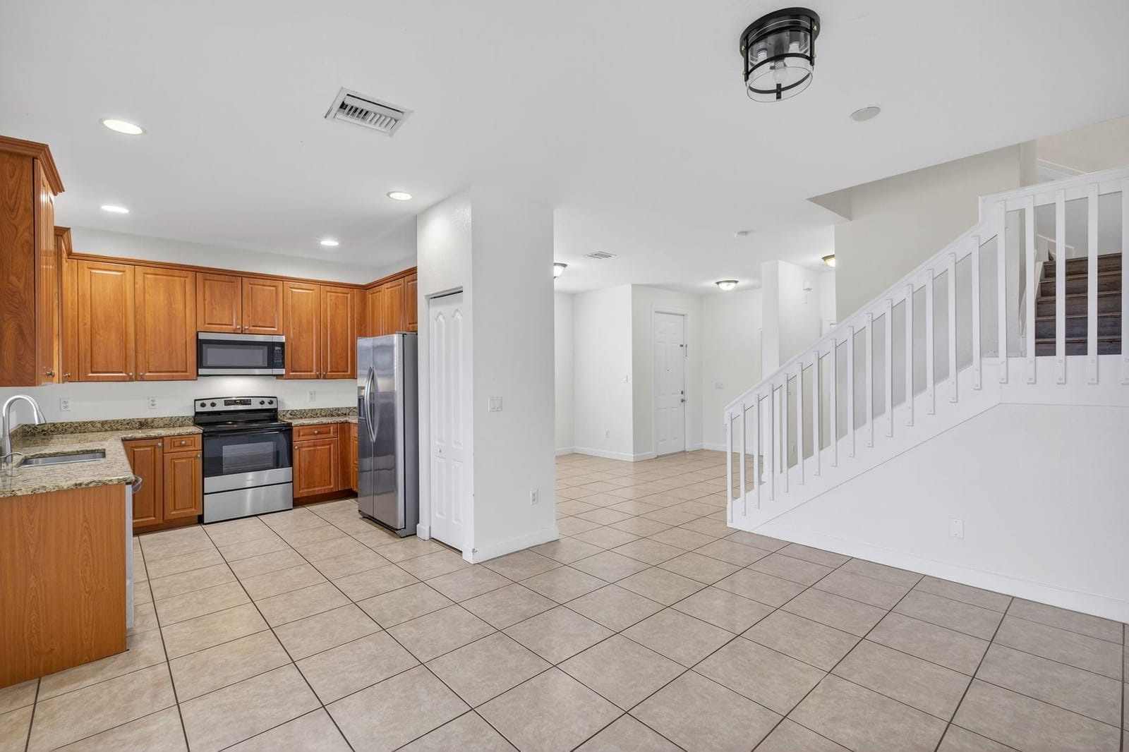 7029 Ambrosia Lane 606 — photo 8