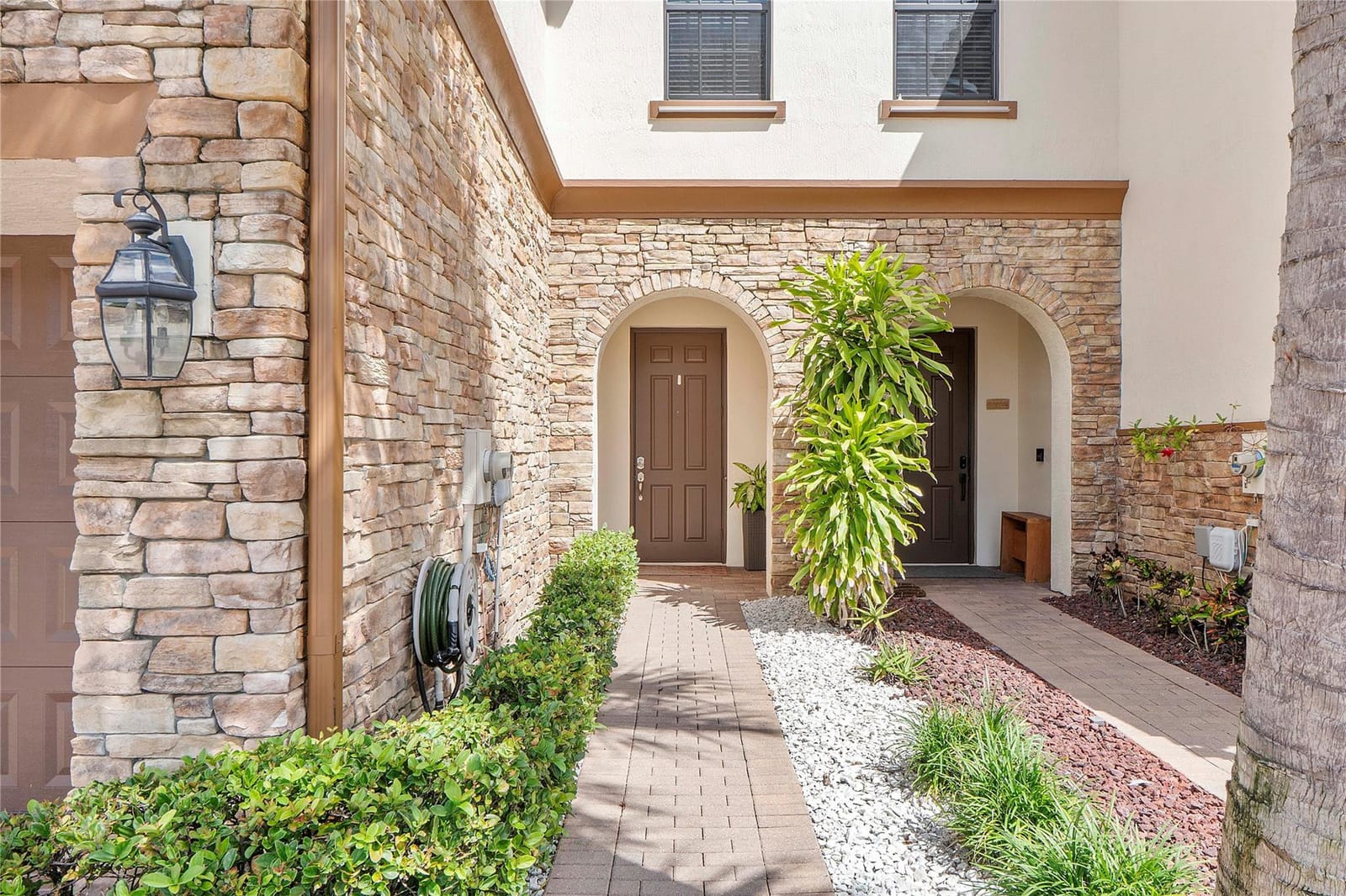 10450 Wellington Parc Drive 10450 — photo 3