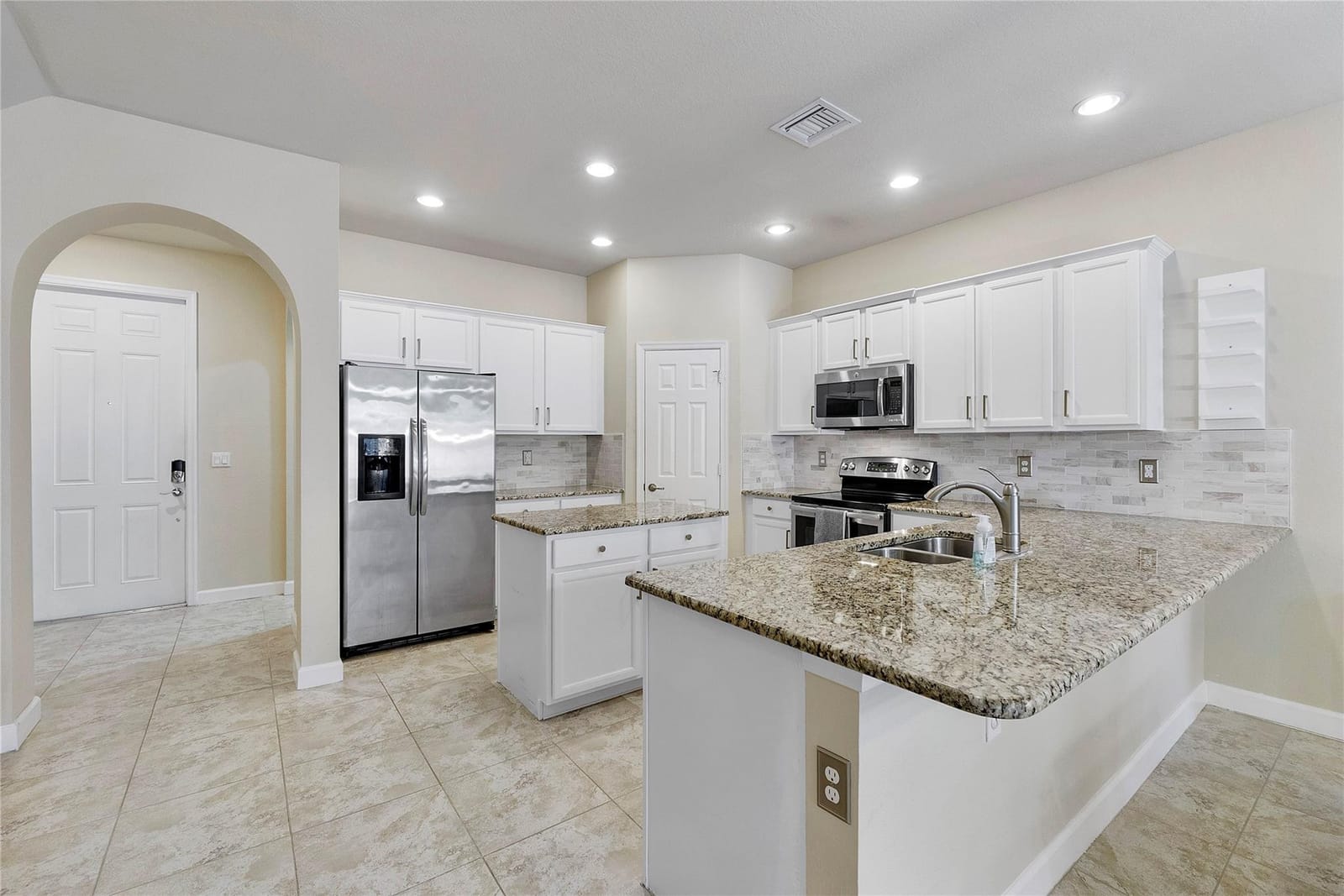 10450 Wellington Parc Drive 10450 — photo 9