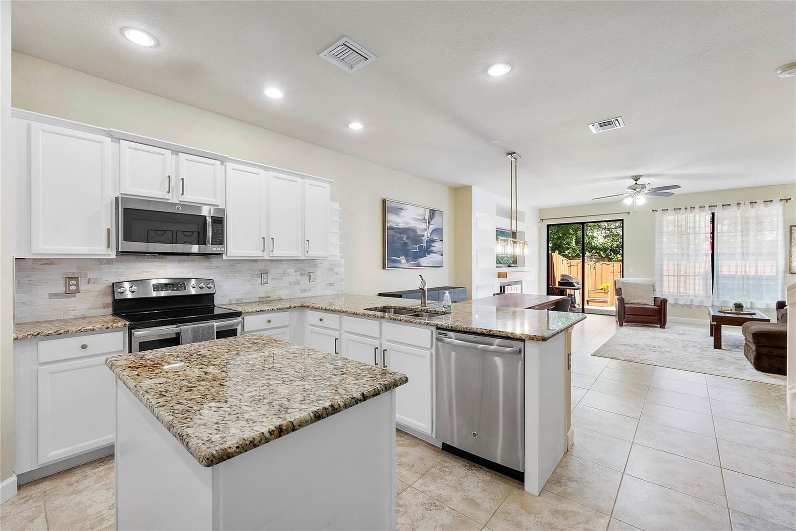 10450 Wellington Parc Drive 10450 — photo 10