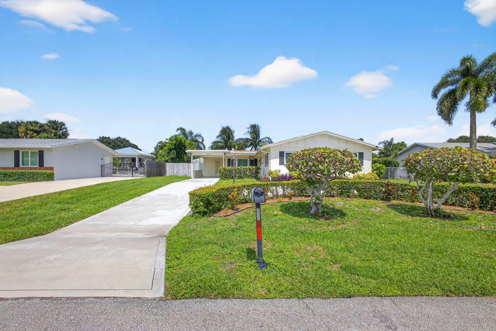 4359 Gardenia Drive, Palm Beach Gardens, FL 33410 photo 2