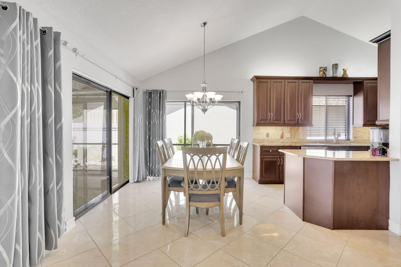 270 E River Park Drive, Jupiter, FL 33477 photo 10