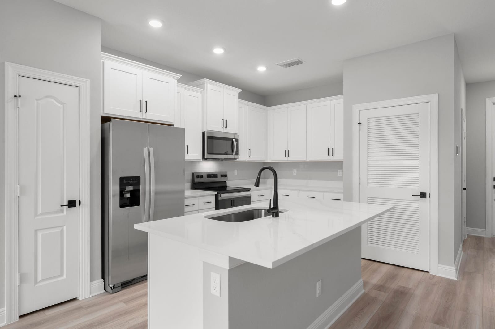 1707 Merriment Way — photo 3