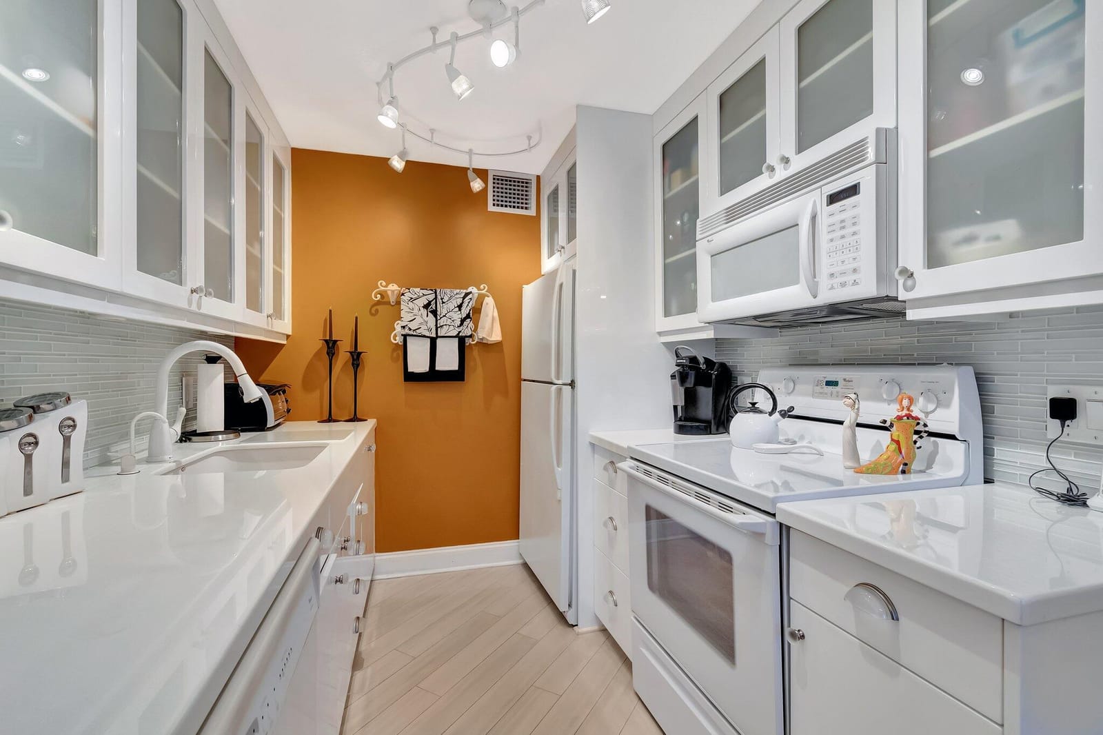 2026 Cornwall B, Boca Raton, FL 33434