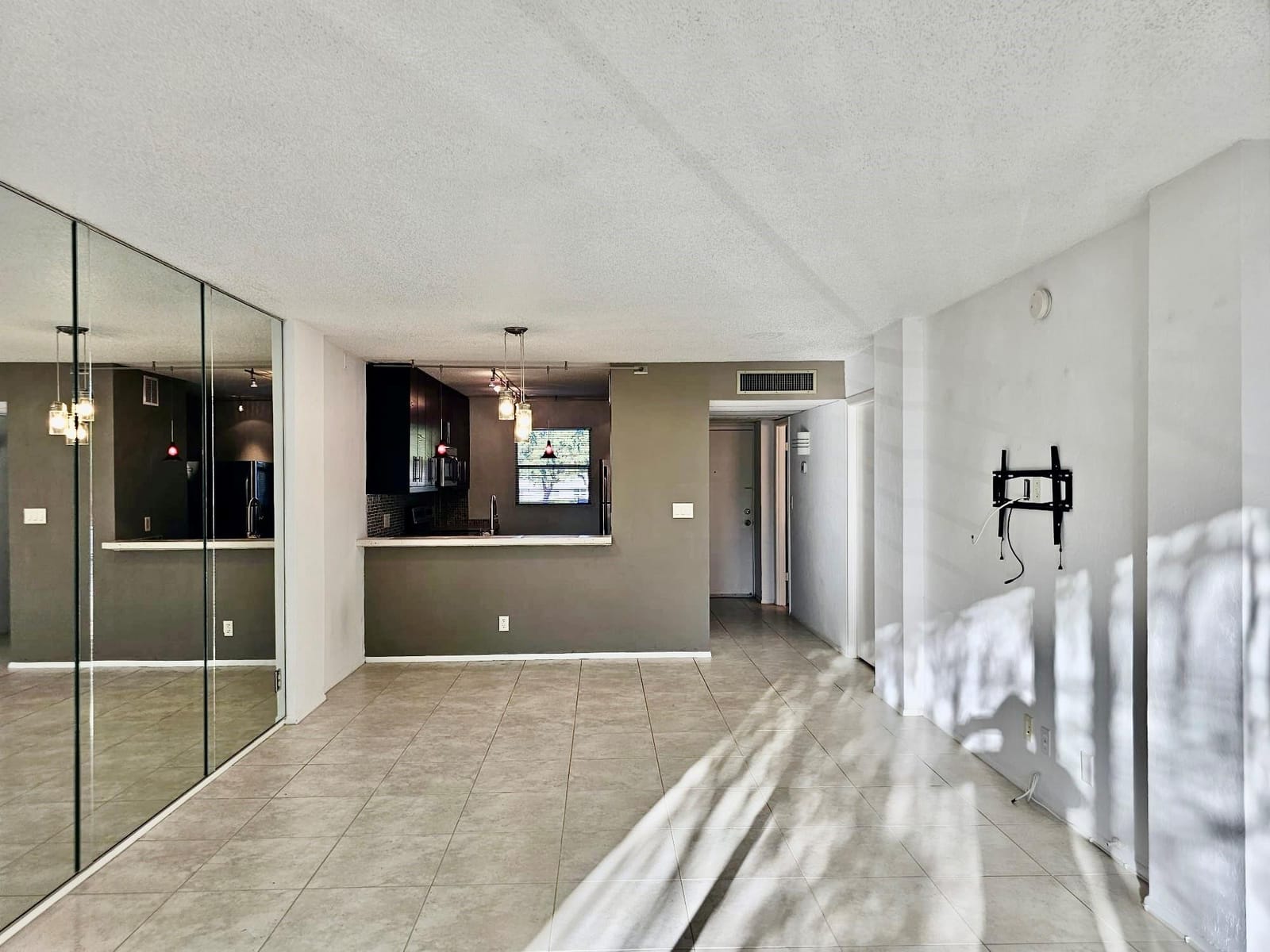 118 Royal Park Drive Unit 2e, Oakland Park, FL 33309 photo 8
