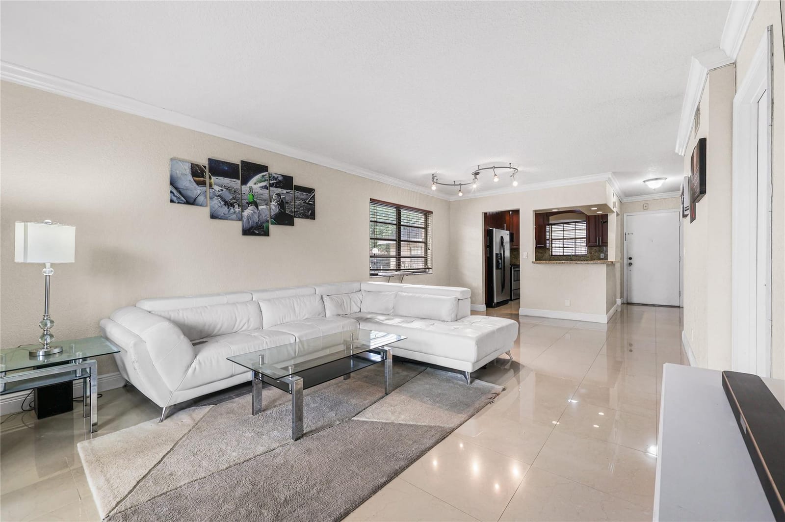 3361 NW 85th Avenue 109, Coral Springs, FL 33065