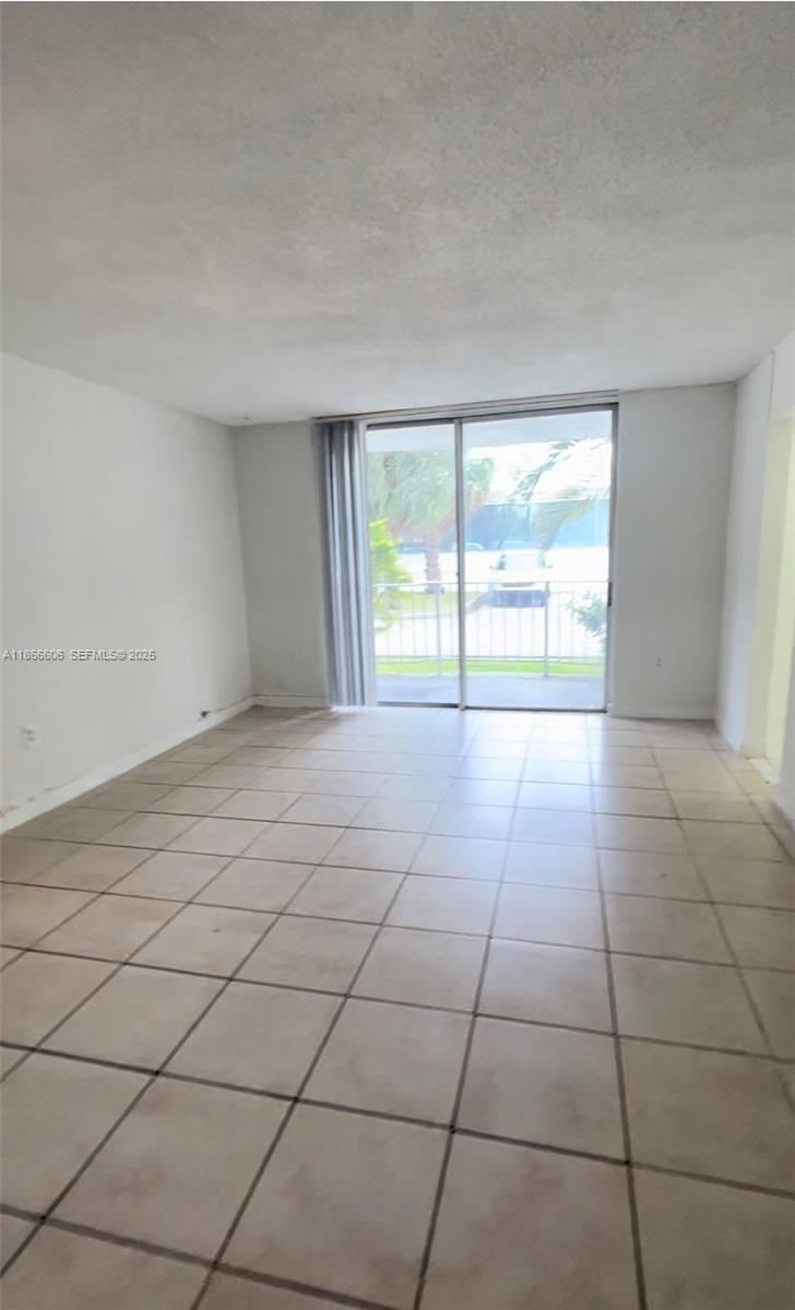 498 NW 165th St Road D101, Miami, FL 33169, Miami