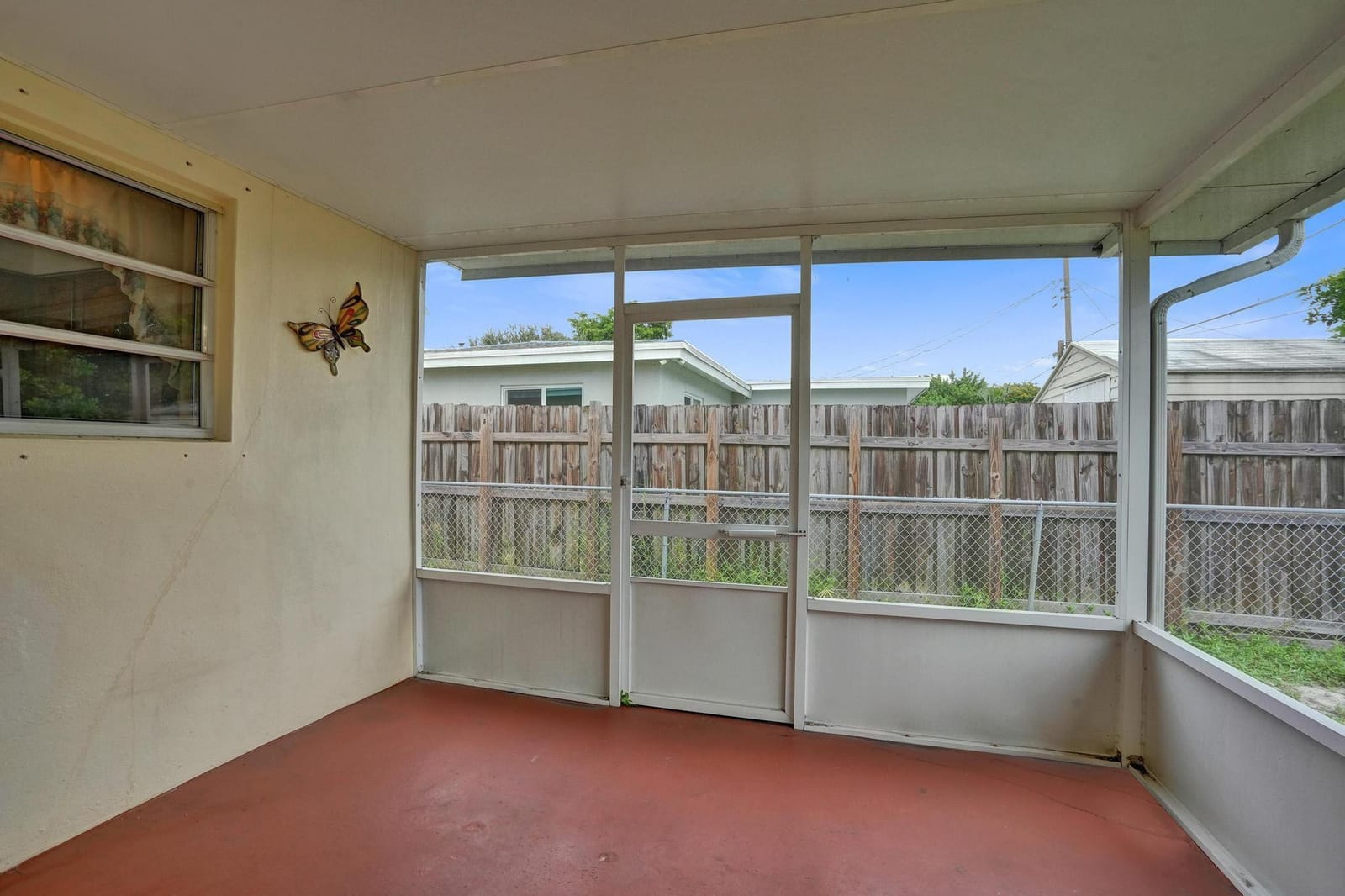 601 N 71st Terrace — photo 11