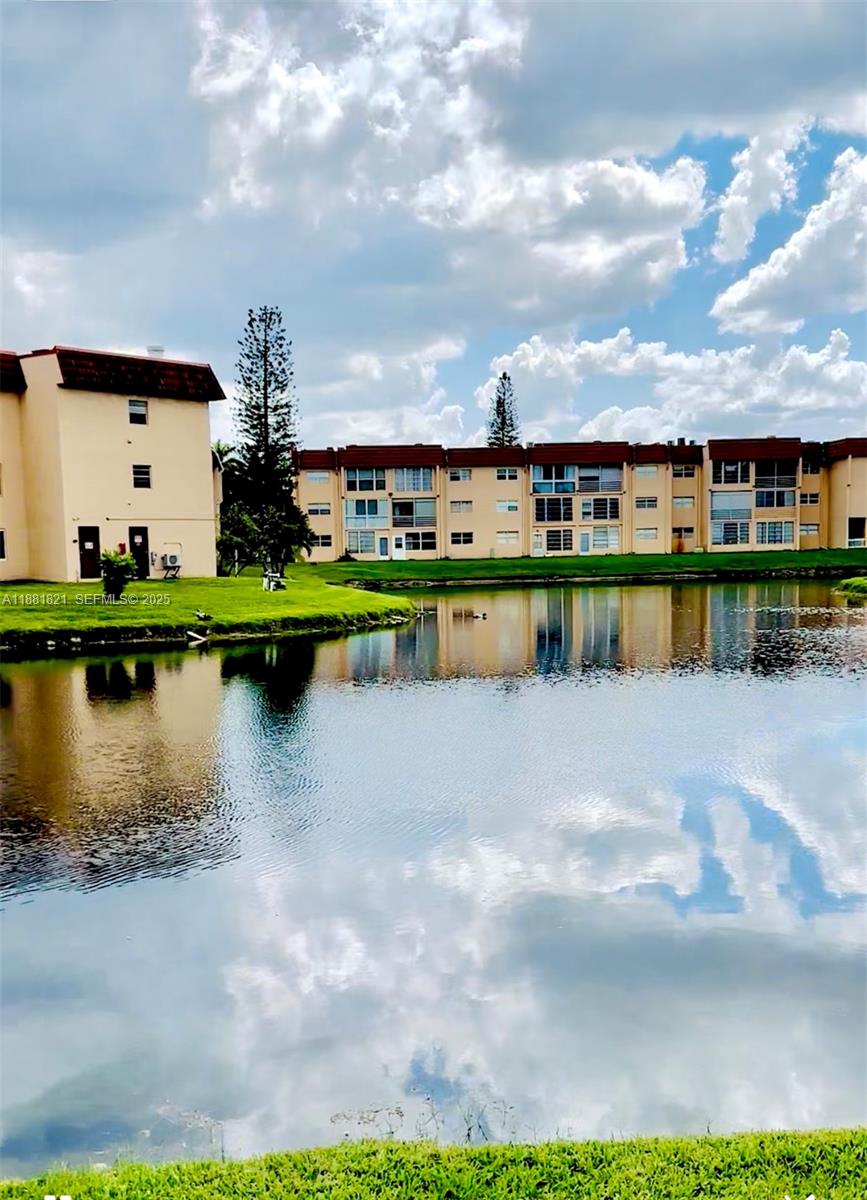 8881 Sunrise Lakes Boulevard 108, Sunrise, FL 33322, Sunrise
