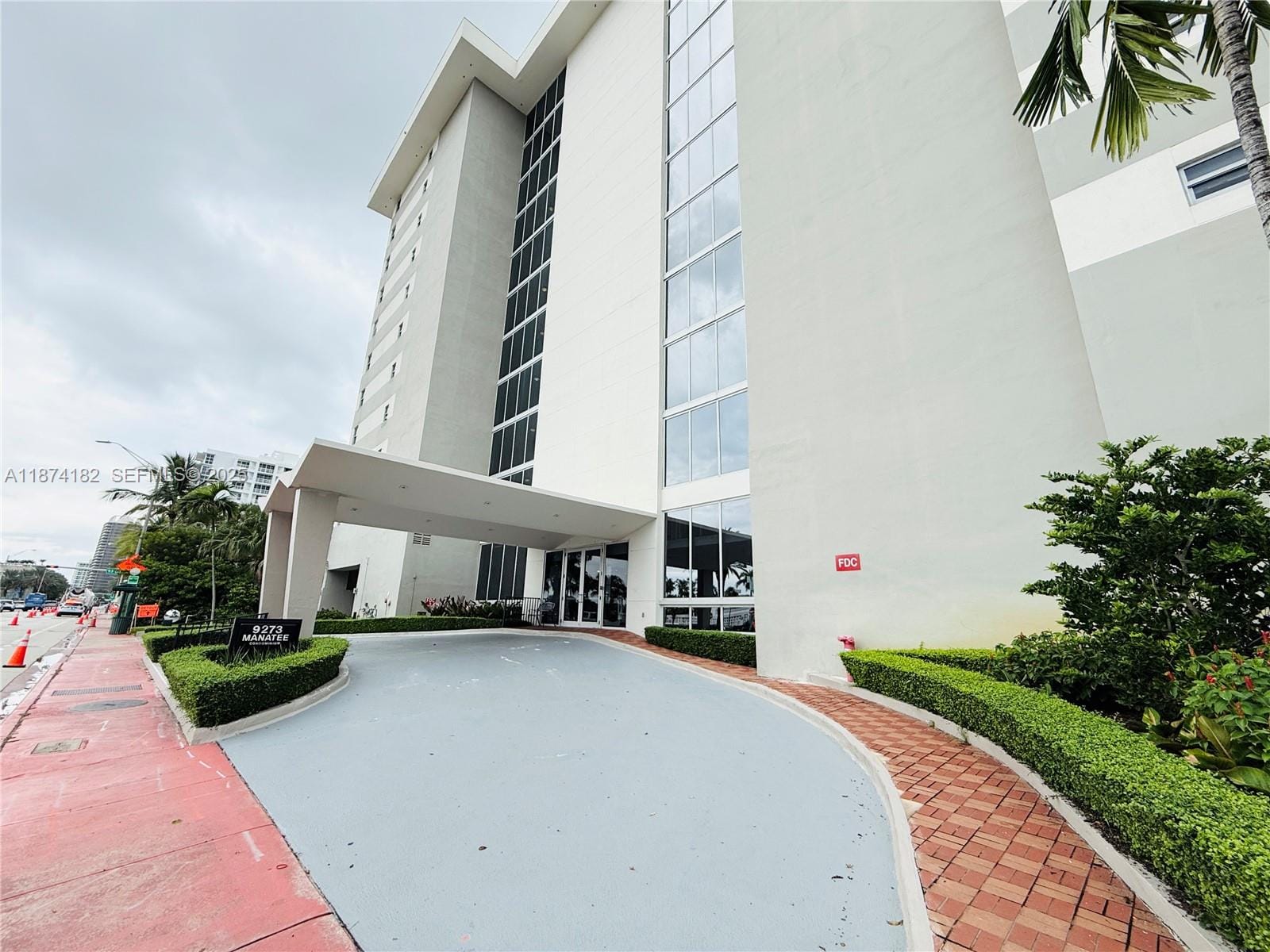 9273 Collins Avenue 510, Surfside, FL 33154
