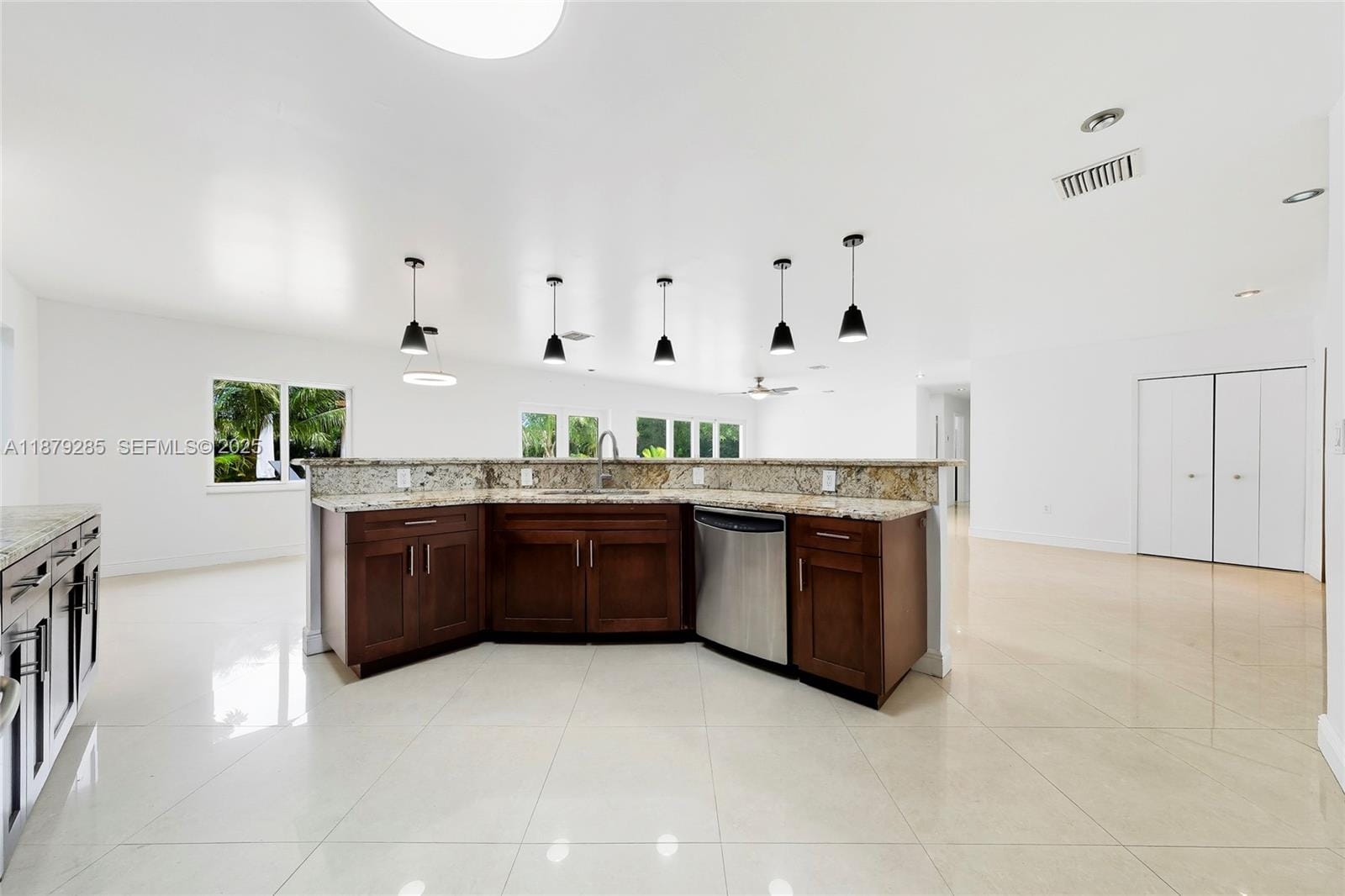 8845 SW 156th Terrace, Palmetto Bay, FL 33157