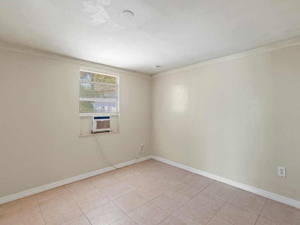 8605 Salerno Road — photo 7
