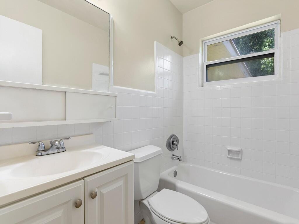 8605 Salerno Road — photo 2