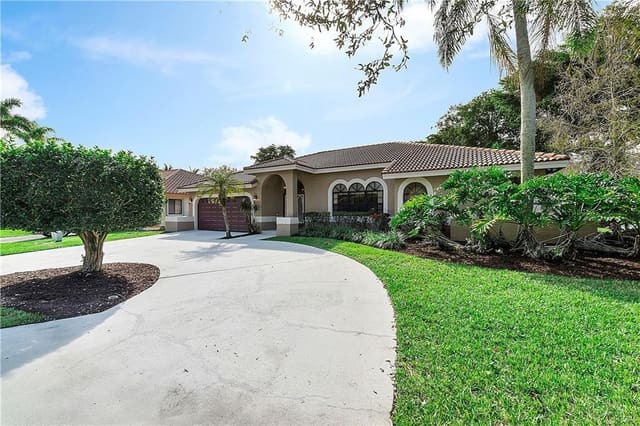 3958 NW 57th Street, sold in Winston Park Sec Two A, Coconut Creek, FL
