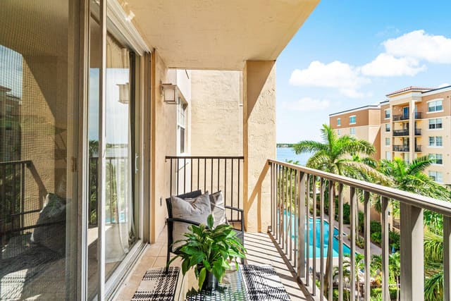 1801 N Flagler Drive 729, West Palm Beach, FL 33407