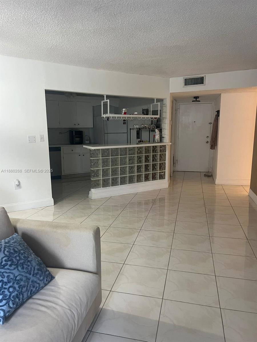 2750 NE 183rd Street 1612, Aventura, FL 33160, Aventura