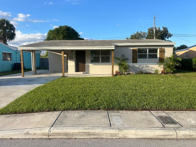 1210 W 26th Court, sold in Monroe Heights, Riviera Beach, FL