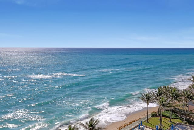 5200 N Ocean Drive 904, sold in Corniche Condo, Lauderdale By The Sea, FL