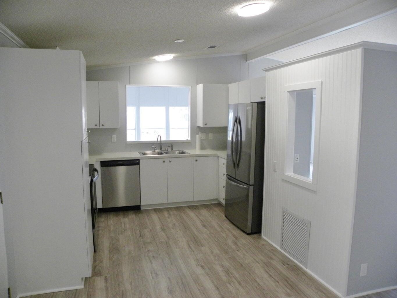 480 Pelican Shoal Place — photo 2