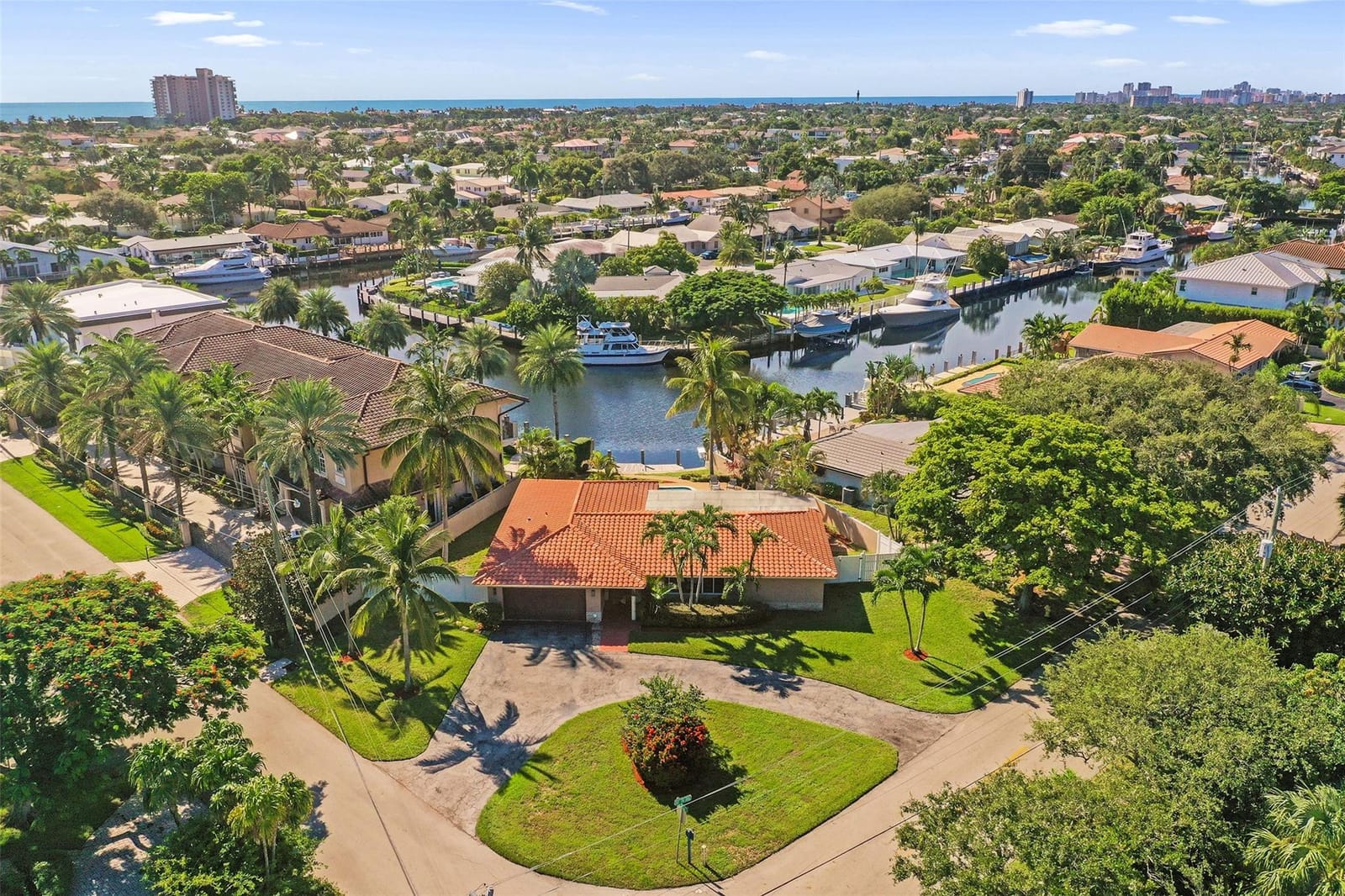4060 NE 26th Avenue, Lighthouse Point, FL 33064