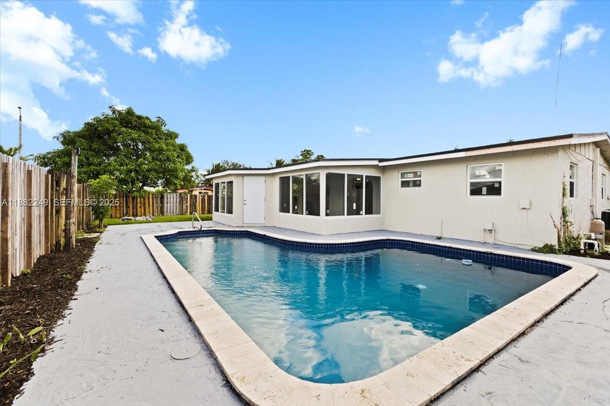 4131 NW 13th Avenue, Oakland Park, FL 33309, Oakland Park