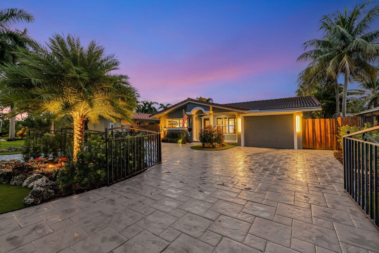 2407 NE 17th Terrace, Wilton Manors, FL 33305