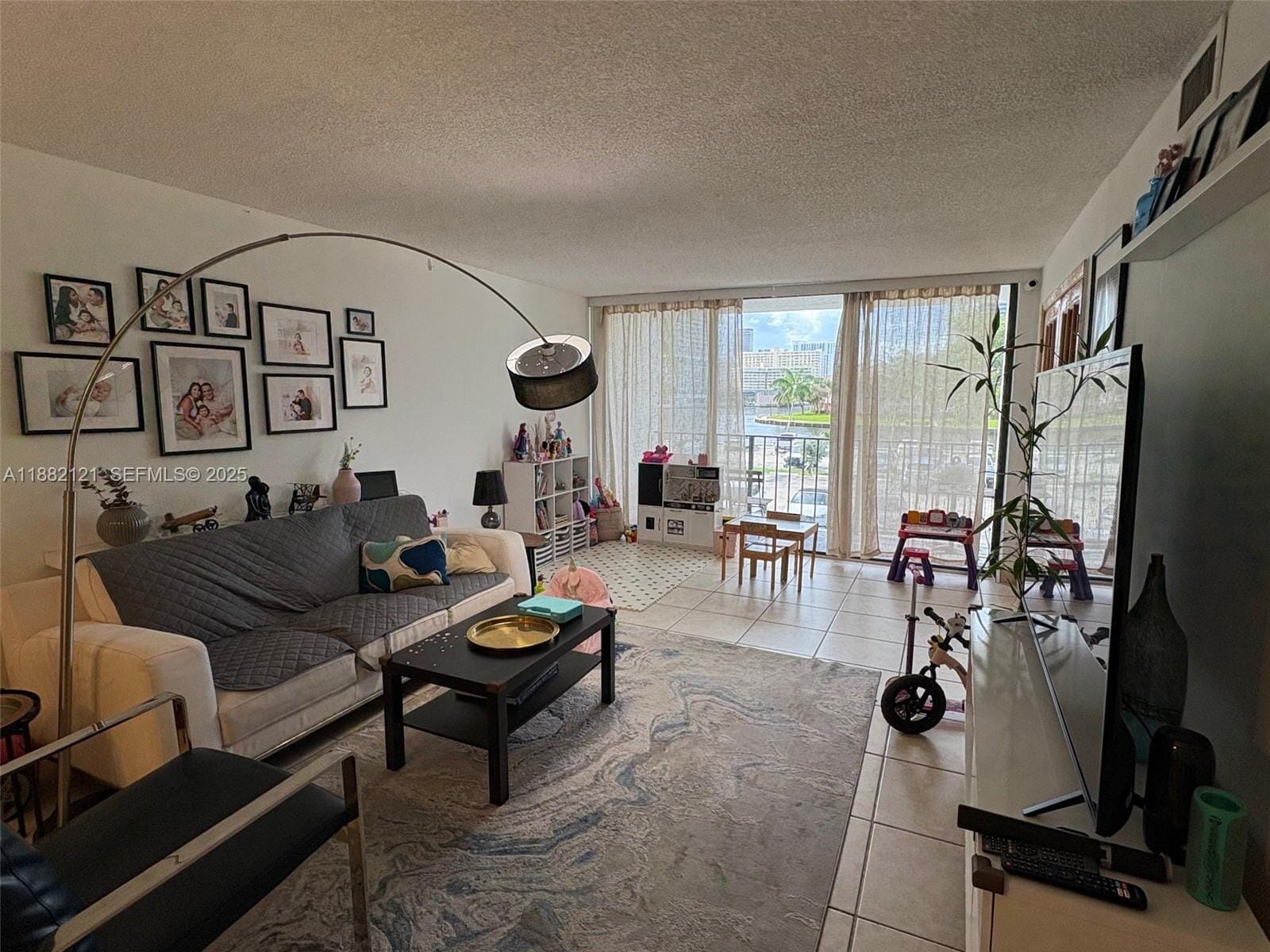 200 Leslie Drive 228 — photo 2
