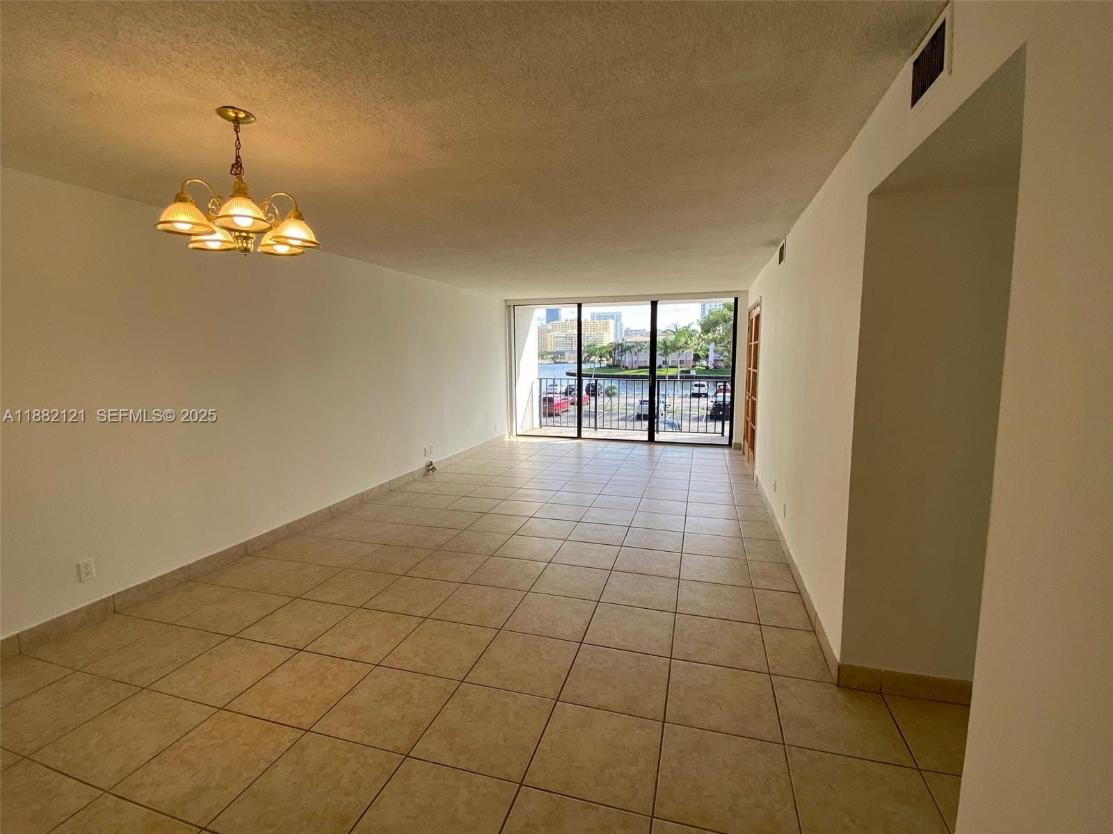 200 Leslie Drive 228 — photo 3