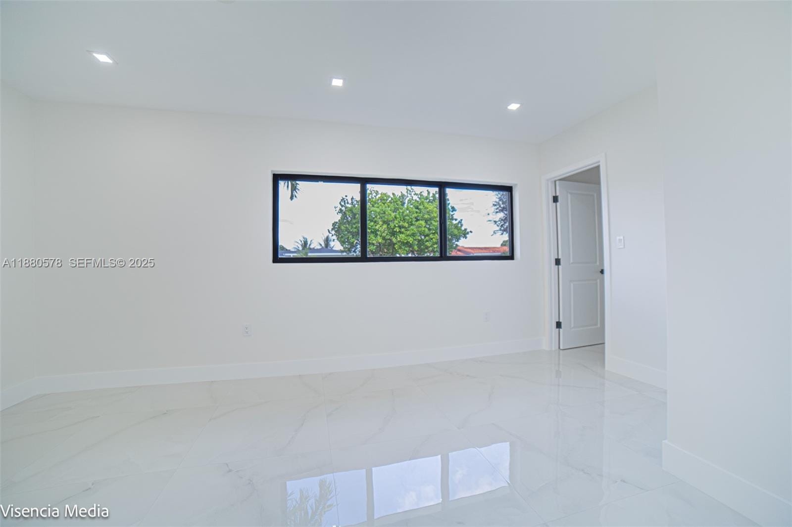 6320 NW 113th Terrace, Hialeah, FL 33012 photo 13