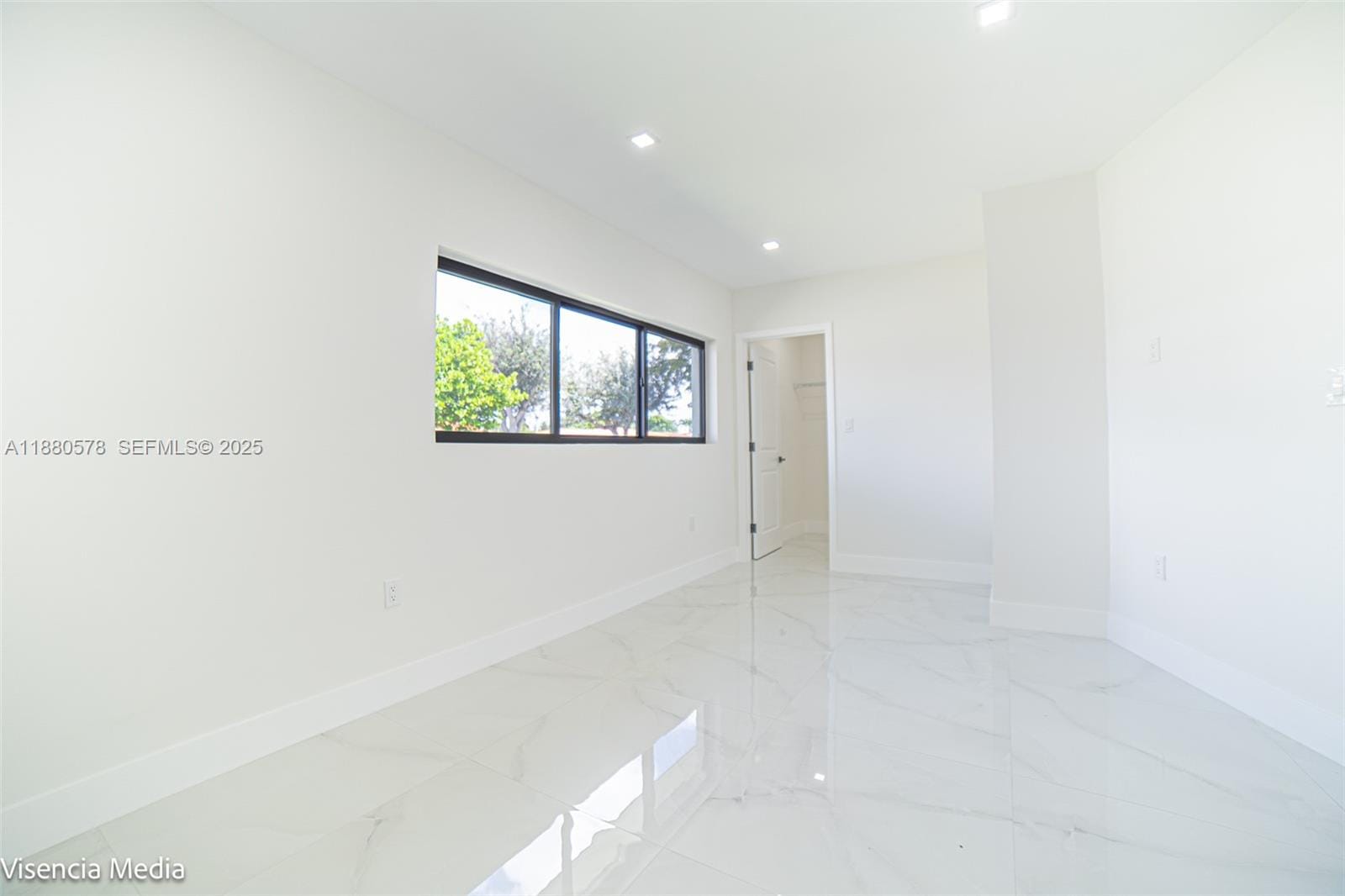 6320 NW 113th Terrace, Hialeah, FL 33012 photo 15