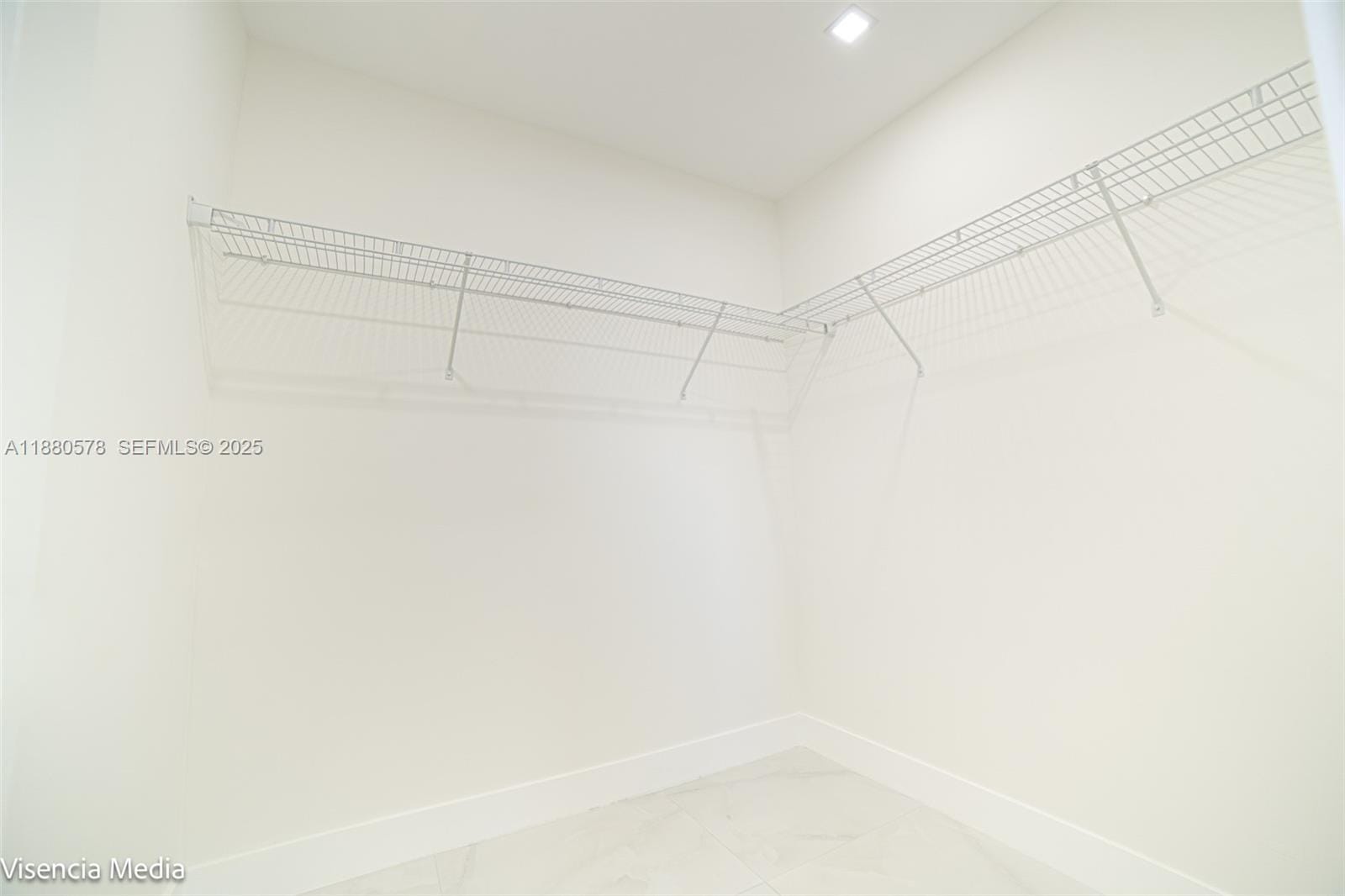 6320 NW 113th Terrace, Hialeah, FL 33012 photo 16