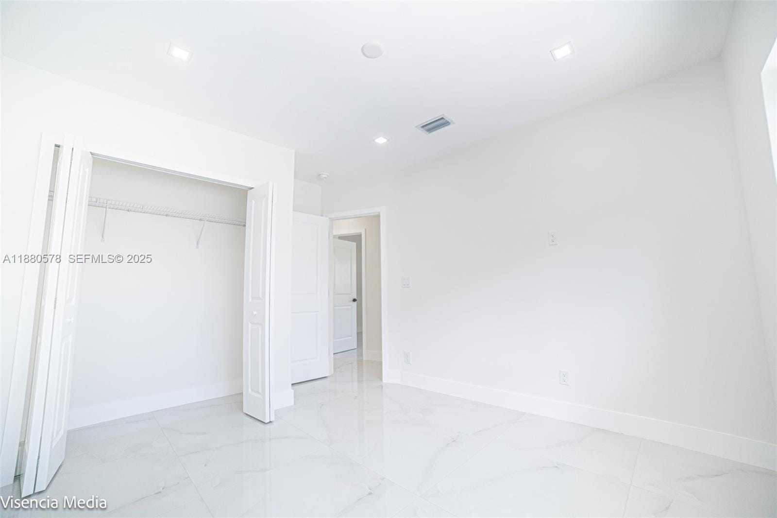 6320 NW 113th Terrace, Hialeah, FL 33012 photo 18