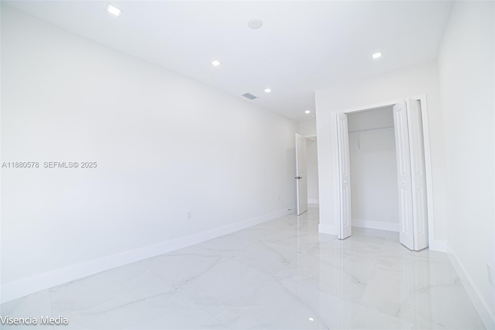 6320 NW 113th Terrace, Hialeah, FL 33012 photo 27
