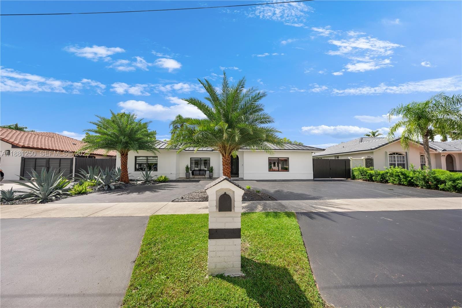 4 bedroom home for sale at 13470 30th, Miami, FL 33175 — $1,050,000