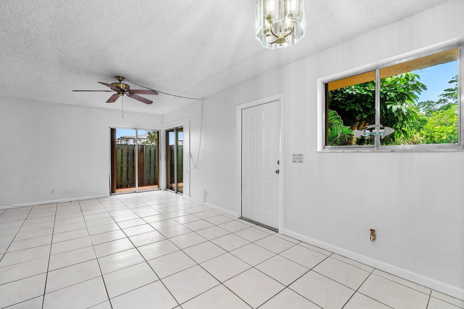 1876 Fairview Villas Drive 3 — photo 12