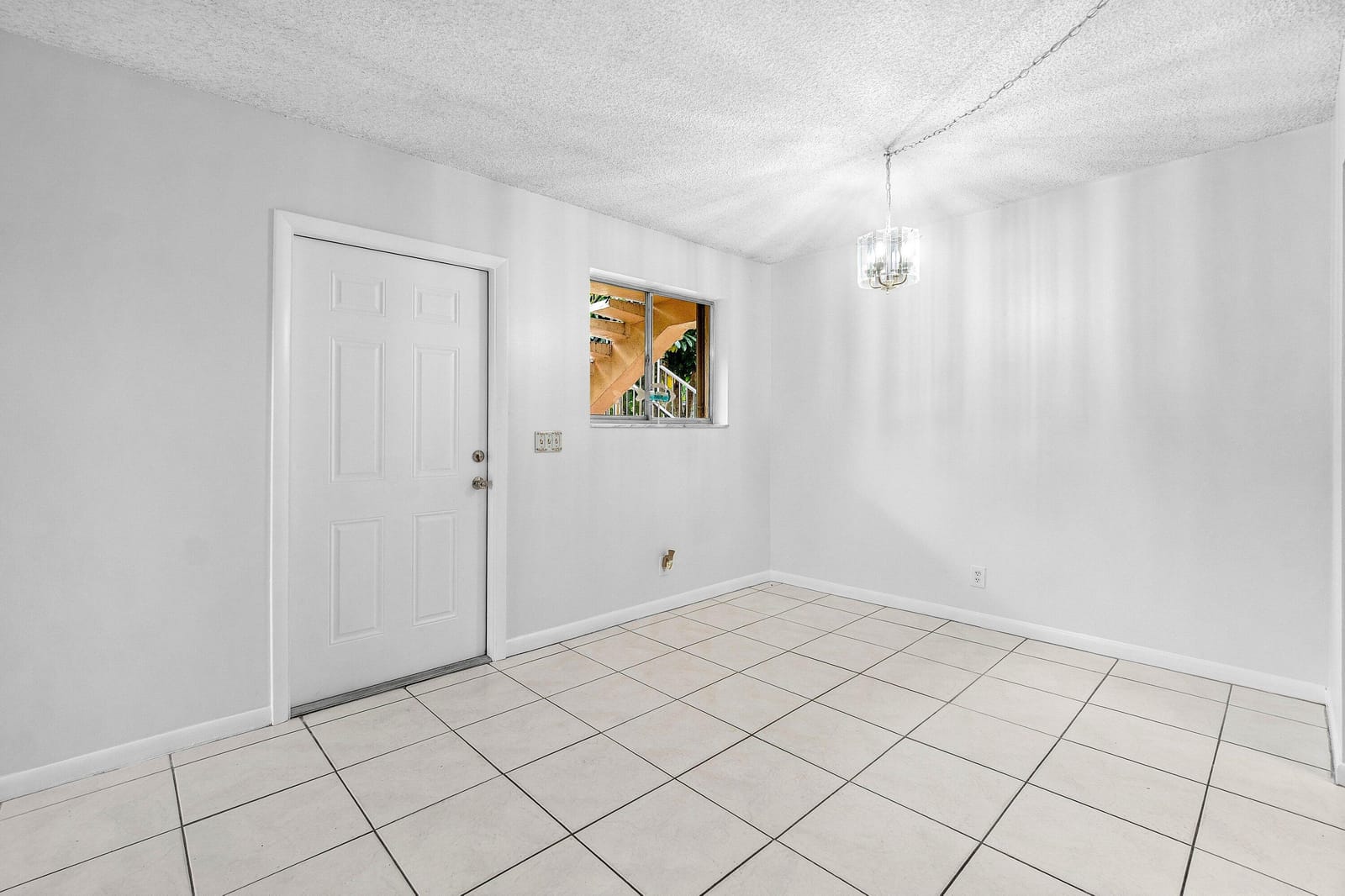 1876 Fairview Villas Drive 3 — photo 6