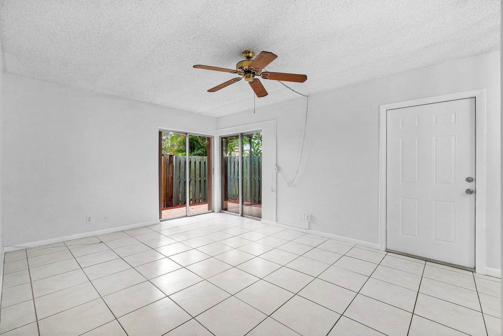 1876 Fairview Villas Drive 3 — photo 9
