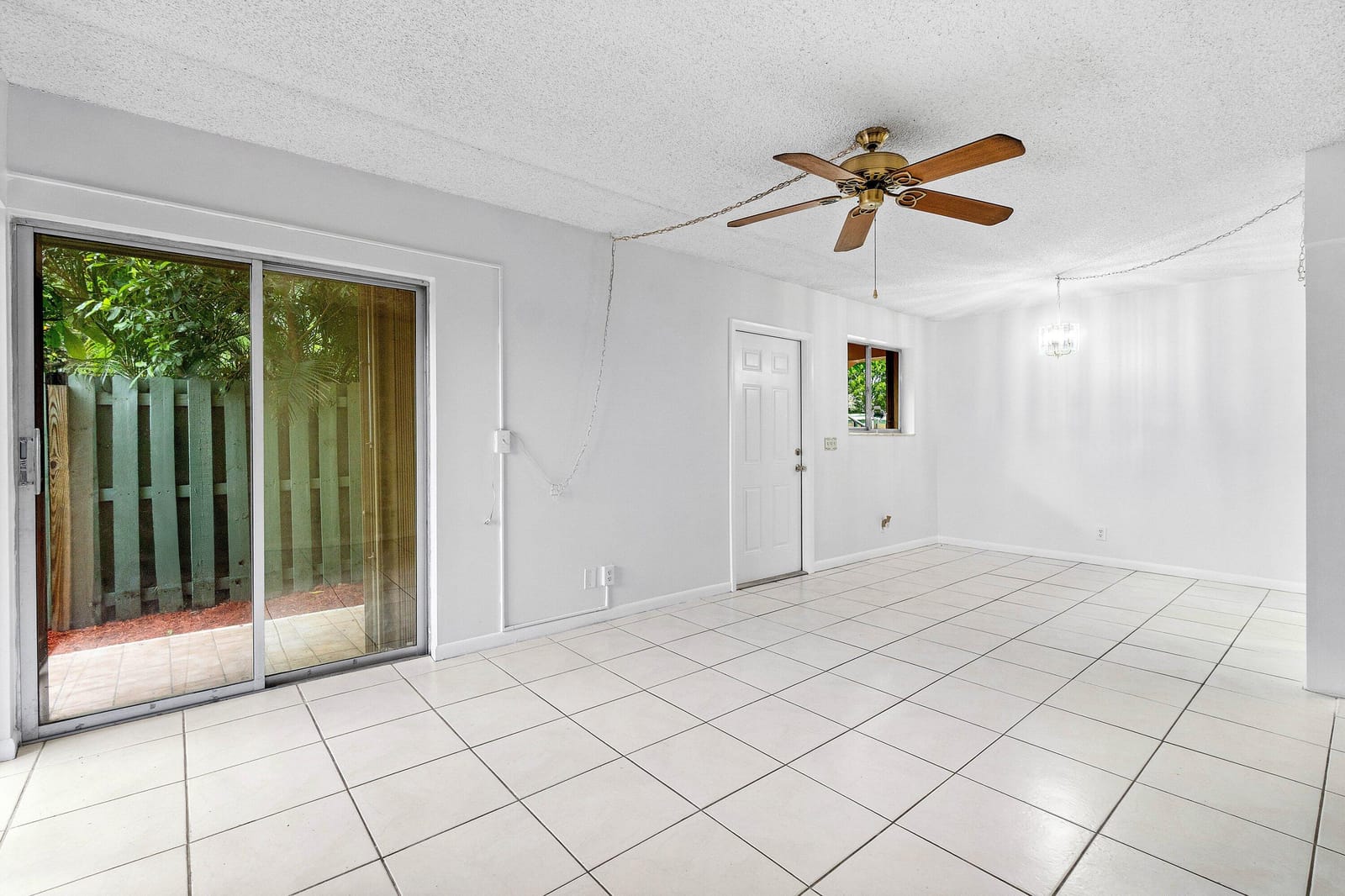 1876 Fairview Villas Drive 3 — photo 10