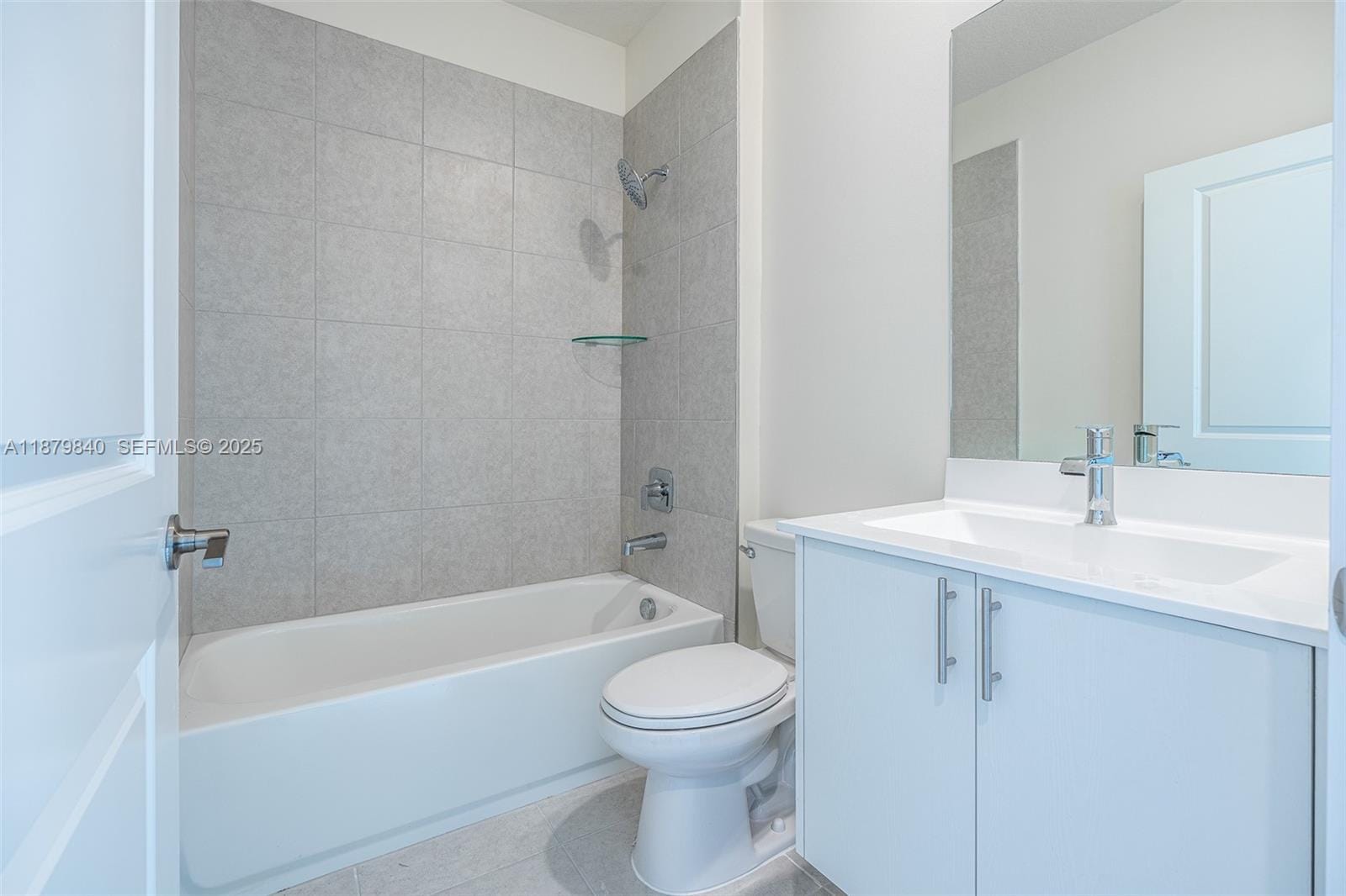 8001 NW 41st Street F-208, Doral, FL 33166 photo 14