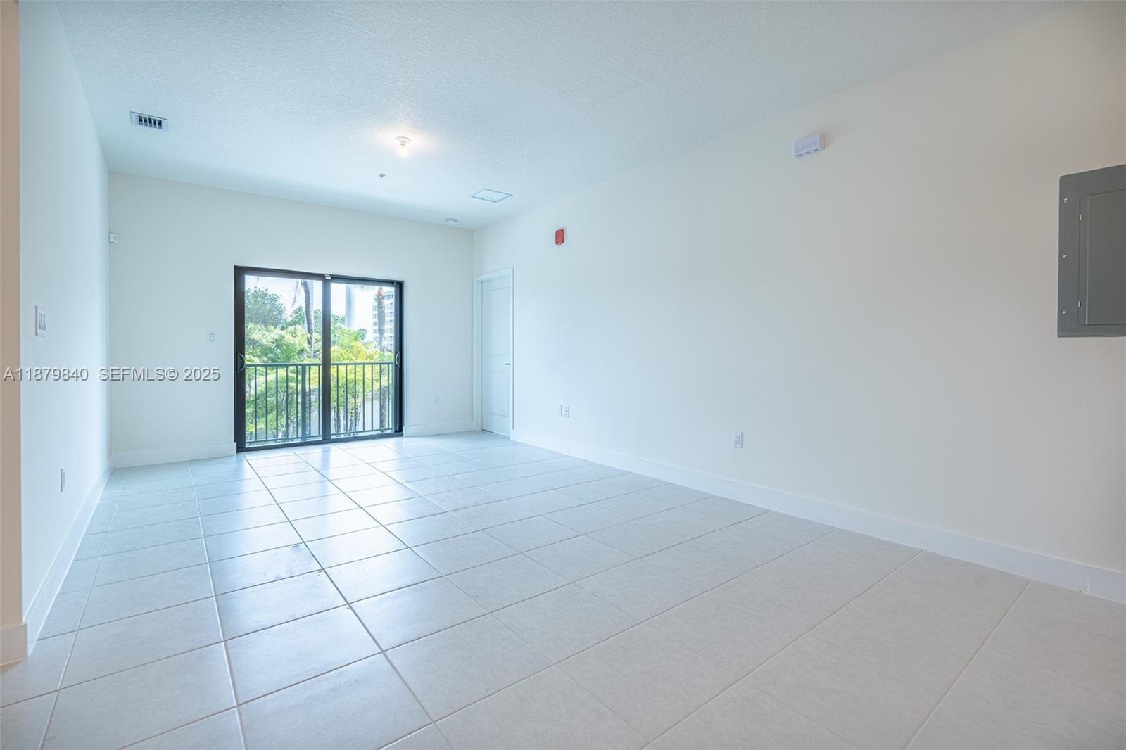 8001 NW 41st Street F-208 — photo 4