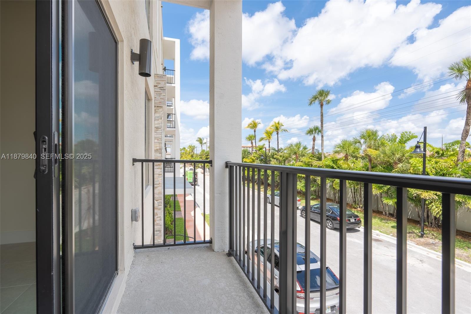 8001 NW 41st Street F-208, Doral, FL 33166, Doral