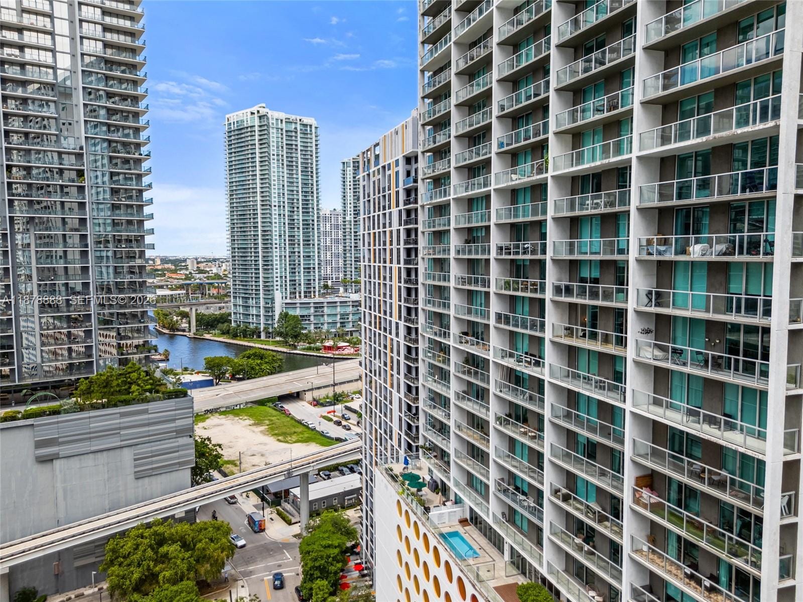 55 SE 6th Street 1908, Miami, FL 33131 photo 15